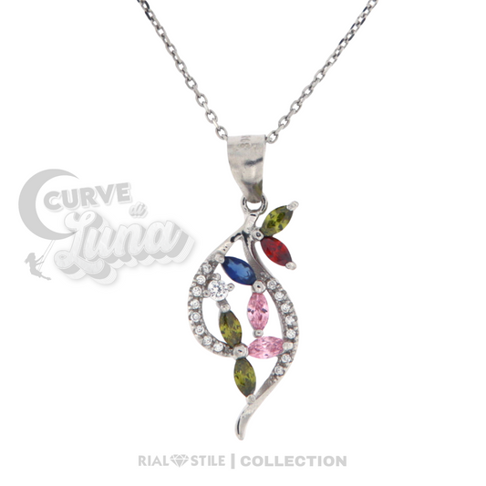 Collana di lusso CURVEDILUNA in argento 925 con pendente in argento e zirconi, design raffinato e moderno, gioiello italiano per occasioni speciali.